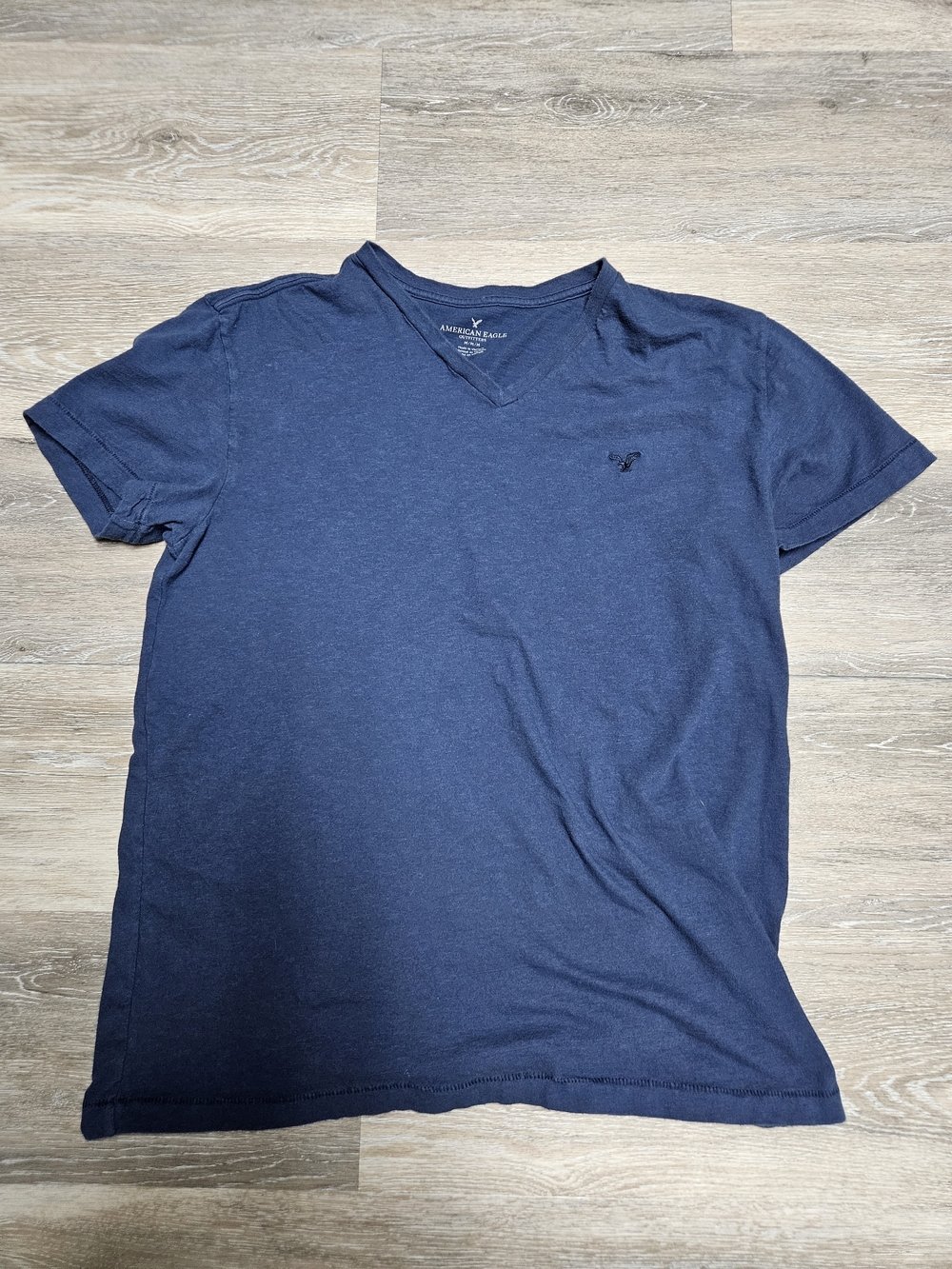 American Eagle Outfitters Navy V-Neck Short Sleeve Tee